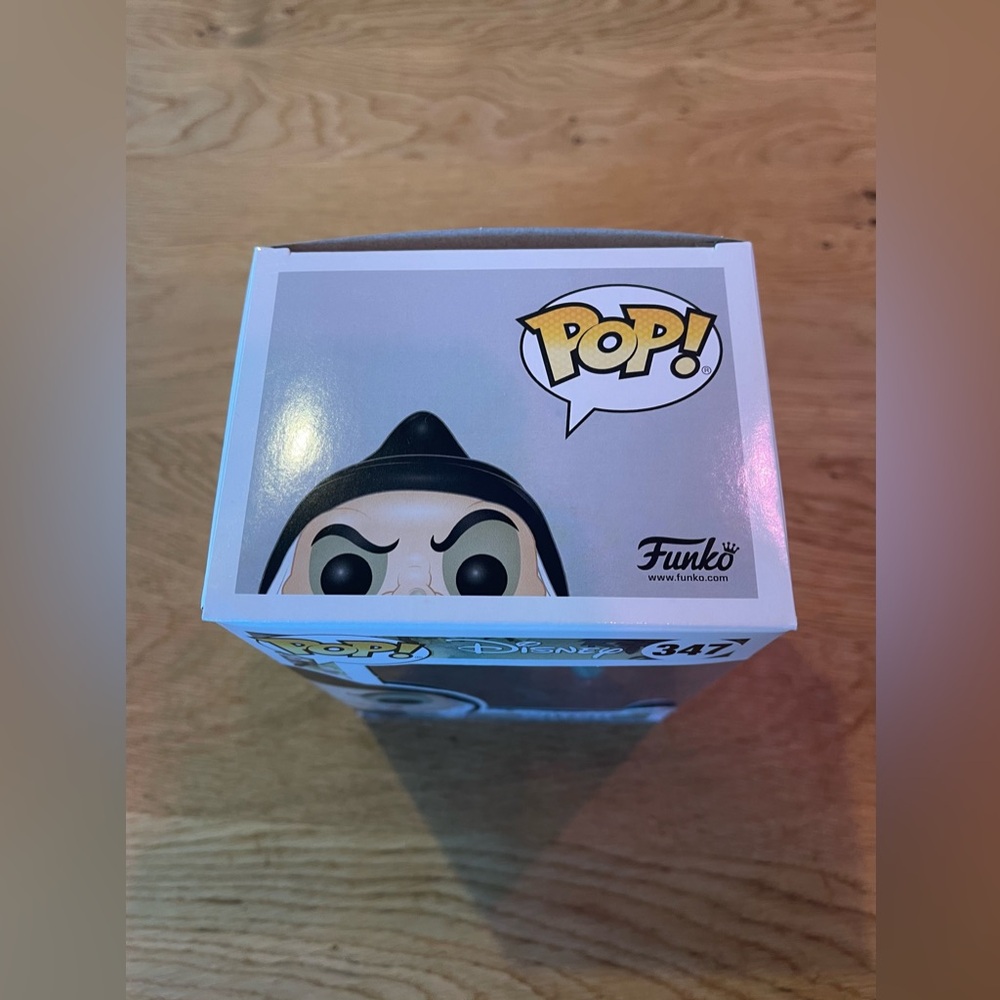 Funko POP Disney Witch 347 - Picture 5 of 6